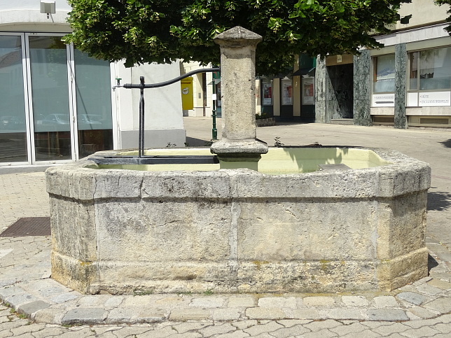 Brunnen, Pfarrgasse