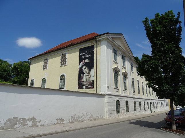 Brgerhaus, ehem. frstl. Verwaltungsgebude (Augustiner Nonnenkloster)