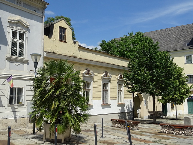 Brgerhaus, Josef Haydn-Gasse 29