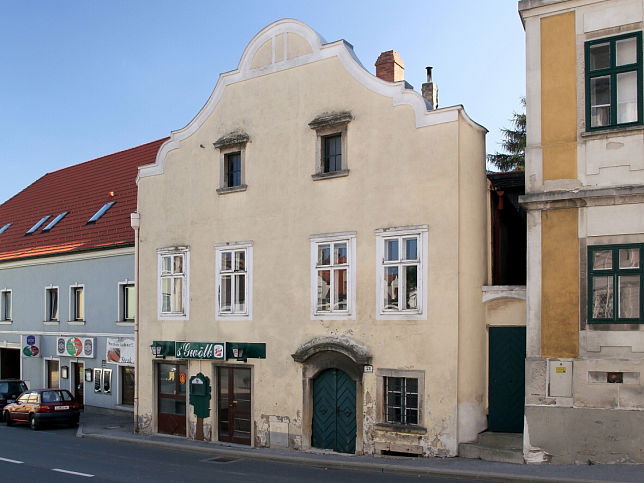 Brgerhaus, Esterhazystrae 21