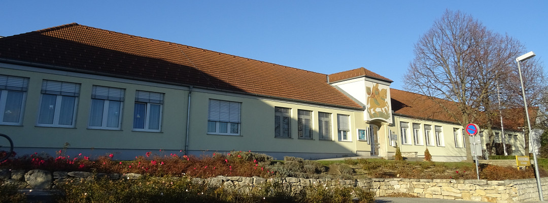 St. Georgen, Volksschule